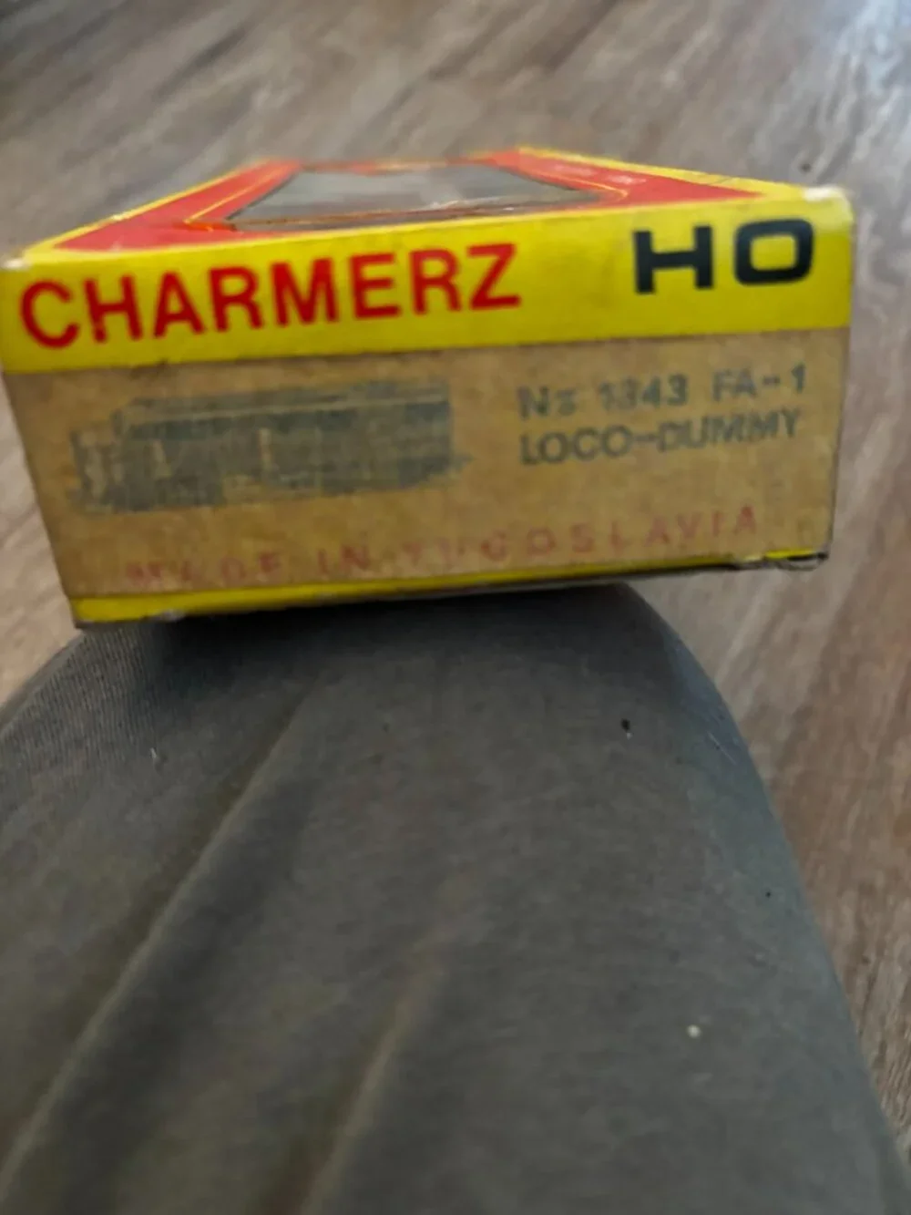 Charmerz 1343 Santa Fe Engine Locomotive Dummy Railroad Train display w/box